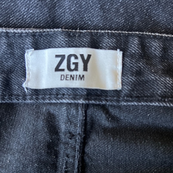 ZGY DISTRESSED FADED HIGH RISE JEANS - Picture 7 of 8